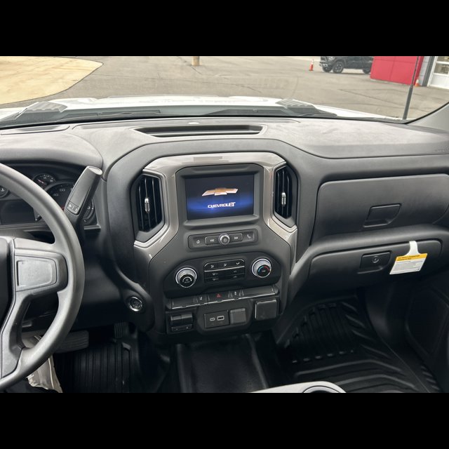 2025 Chevrolet Silverado 3500HD CC Work Truck thumbnail 5