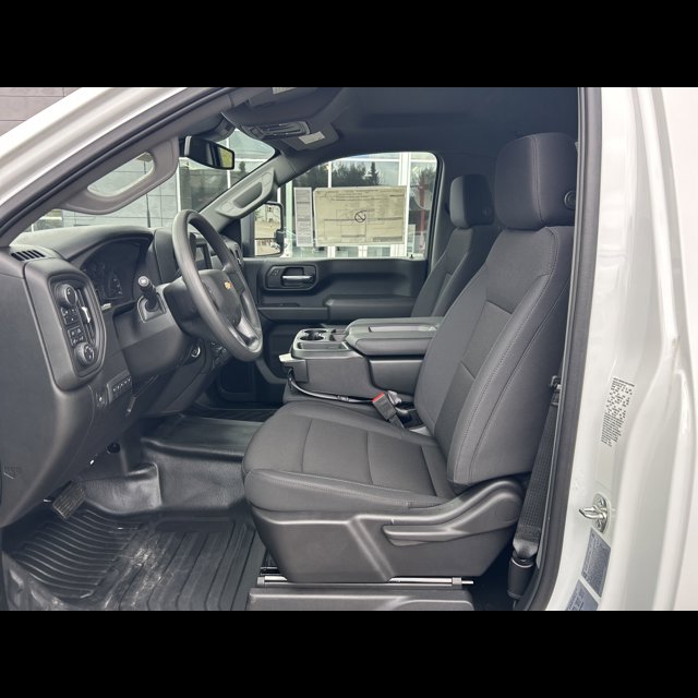 2025 Chevrolet Silverado 3500HD CC Work Truck thumbnail 6