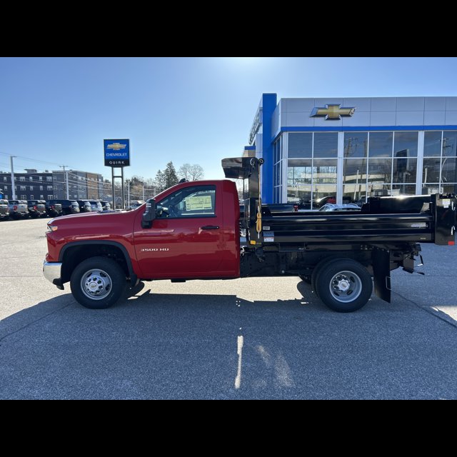 2026 Chevrolet Silverado 3500HD CC Work Truck thumbnail 6
