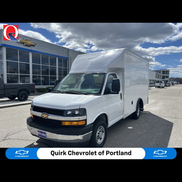 2026 Chevrolet Express Commercial Cutaway Base