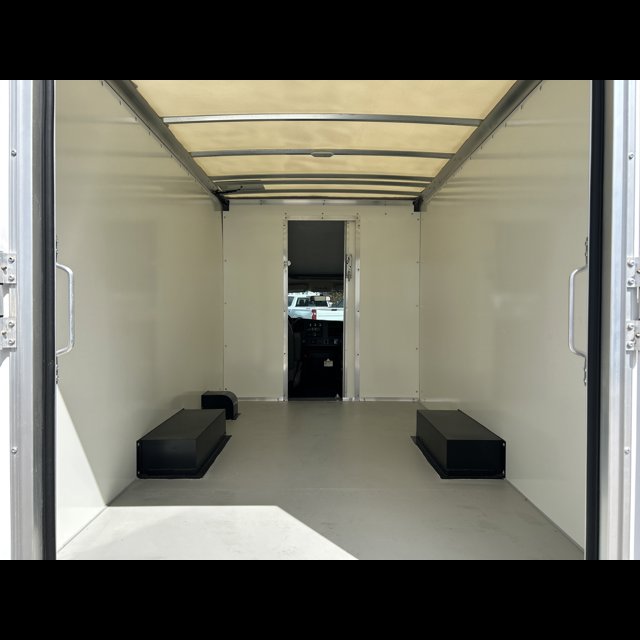 2026 Chevrolet Express Commercial Cutaway Base thumbnail 9