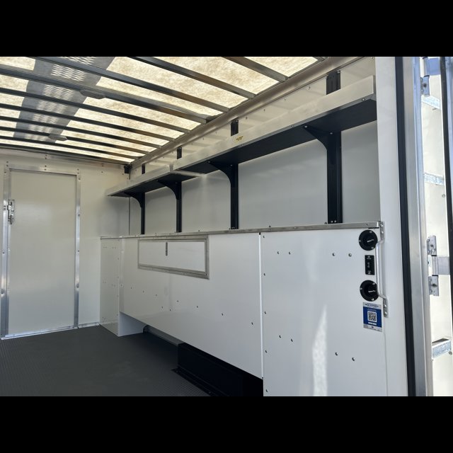 2026 Chevrolet Express Commercial Cutaway Base thumbnail 9