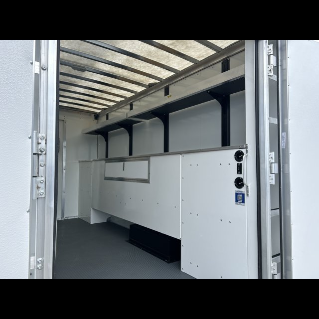 2026 Chevrolet Express Commercial Cutaway Base thumbnail 9