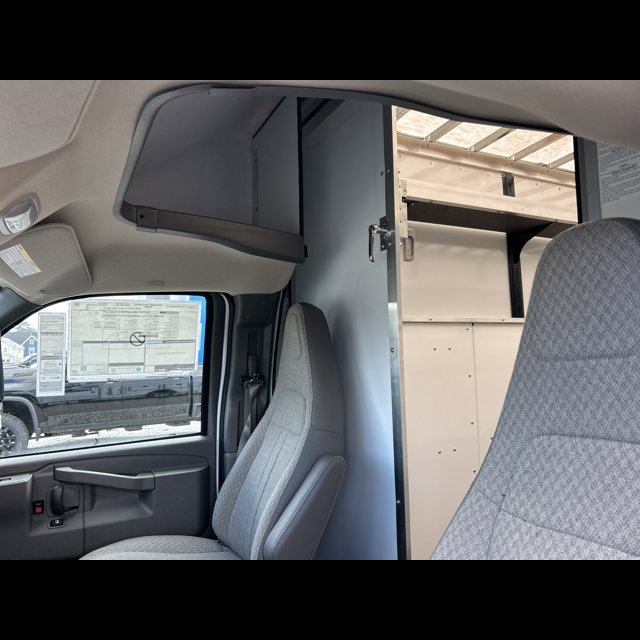 2026 Chevrolet Express Commercial Cutaway Base thumbnail 13