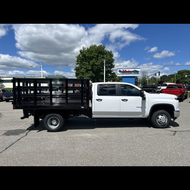 2026 Chevrolet Silverado 3500HD CC Work Truck thumbnail 7