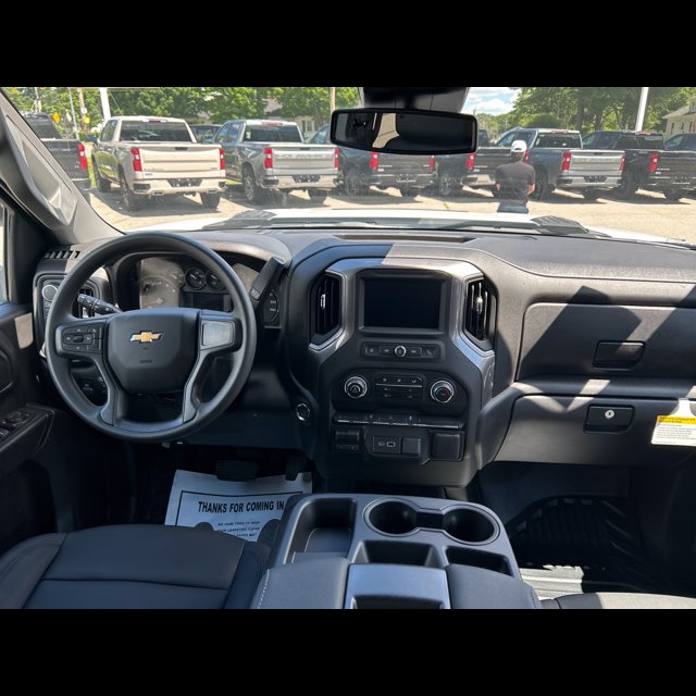 2026 Chevrolet Silverado 3500HD CC Work Truck thumbnail 8