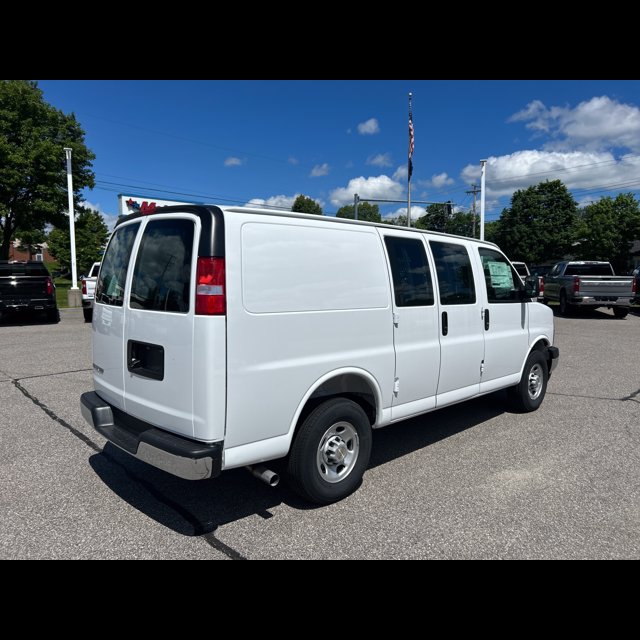 2026 Chevrolet Express Cargo Van Base thumbnail 2