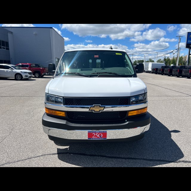 2026 Chevrolet Express Cargo Van Base thumbnail 3