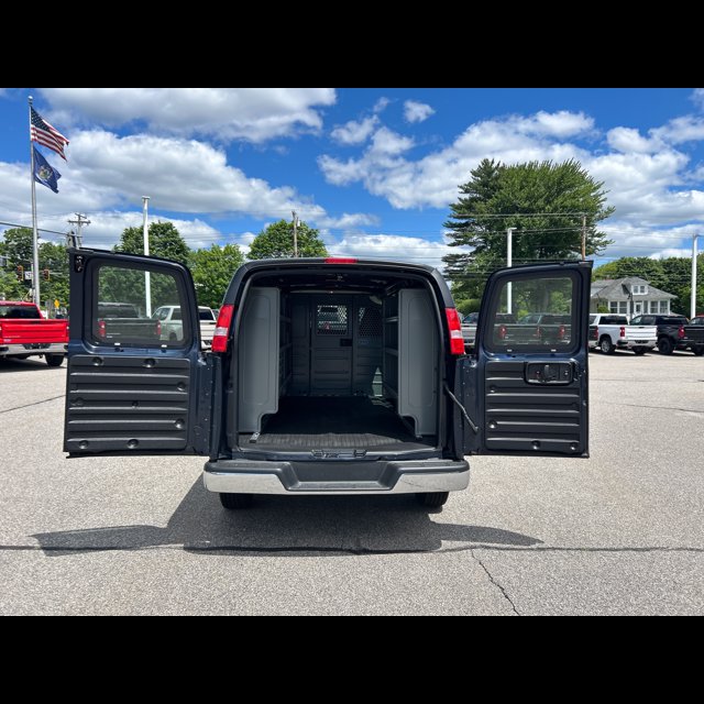 2026 Chevrolet Express Cargo Van Base thumbnail 10