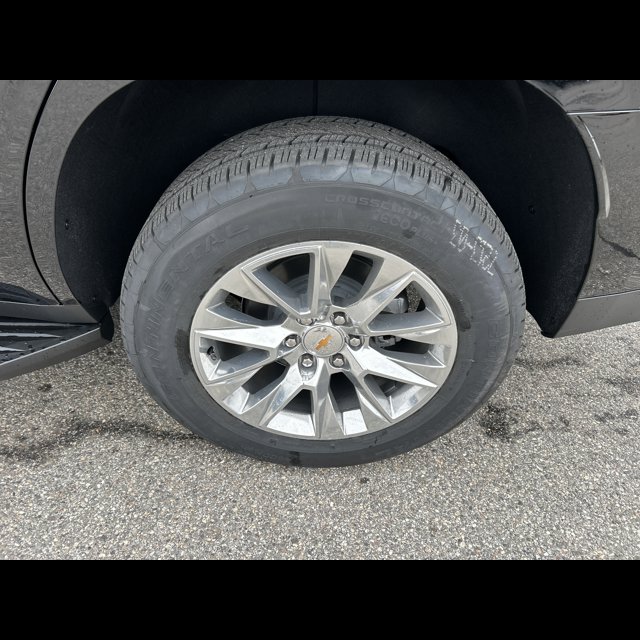 2026 Chevrolet Tahoe Premier thumbnail 5