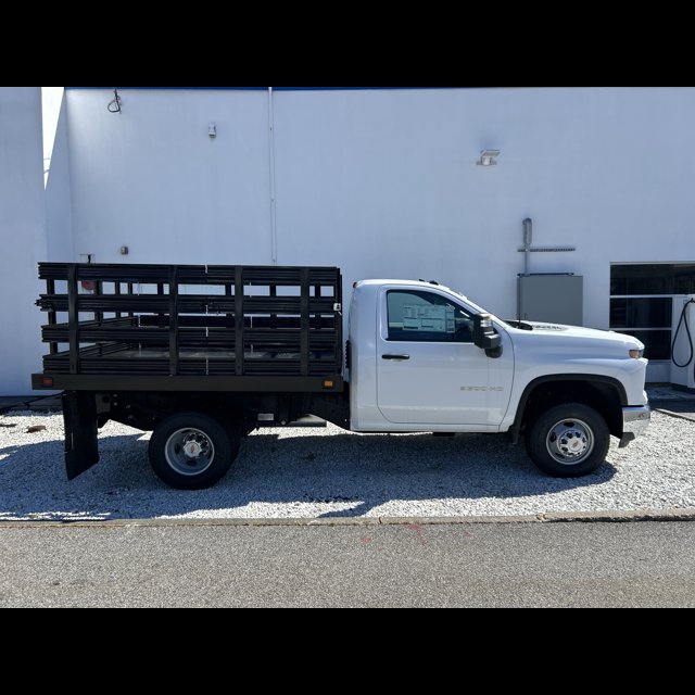 2026 Chevrolet Silverado 3500HD CC Work Truck thumbnail 6