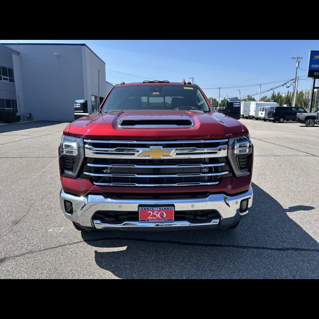 2026 Chevrolet Silverado 2500HD LTZ thumbnail 3