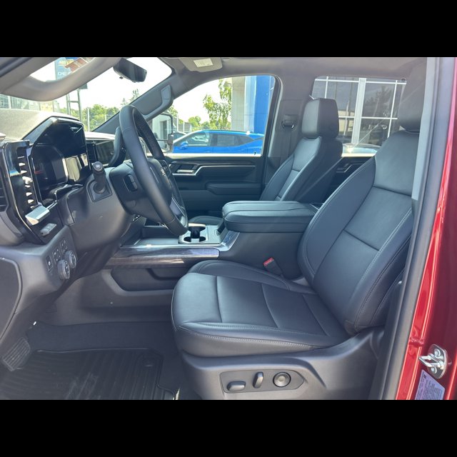 2026 Chevrolet Silverado 2500HD LTZ thumbnail 9