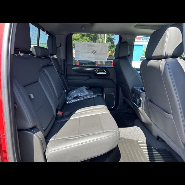2026 Chevrolet Silverado 2500HD LTZ thumbnail 11