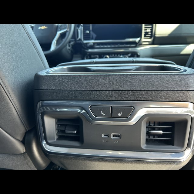 2026 Chevrolet Silverado 2500HD LTZ thumbnail 12