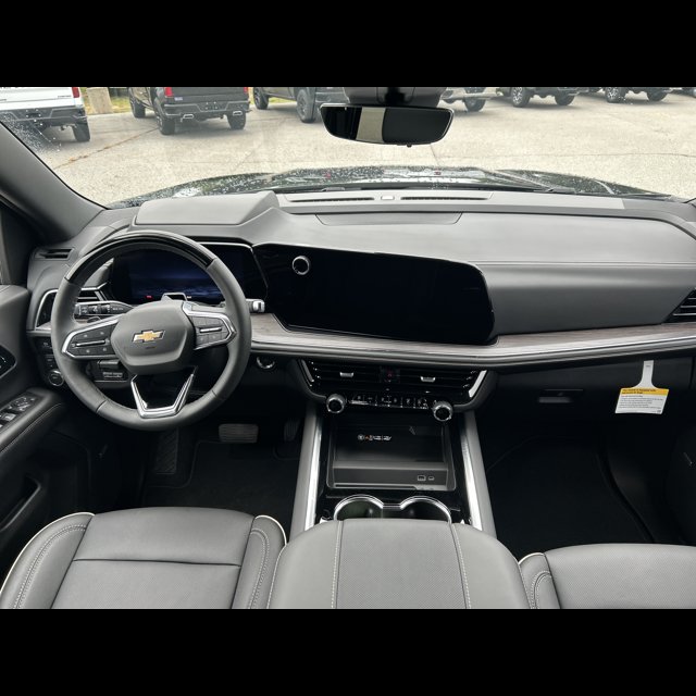 2026 Chevrolet Tahoe Premier thumbnail 8