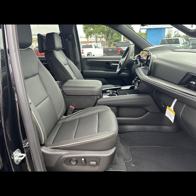 2026 Chevrolet Tahoe Premier thumbnail 10