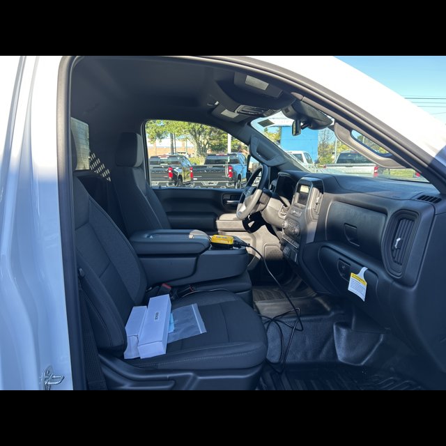 2026 Chevrolet Silverado 3500HD CC Work Truck thumbnail 8