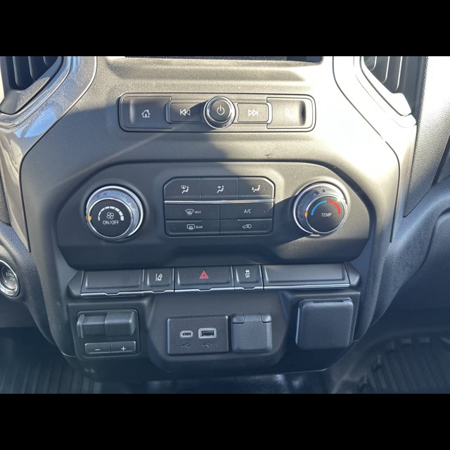 2026 Chevrolet Silverado 3500HD CC Work Truck thumbnail 10