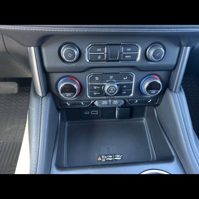 2022 Chevrolet Tahoe LT thumbnail 13