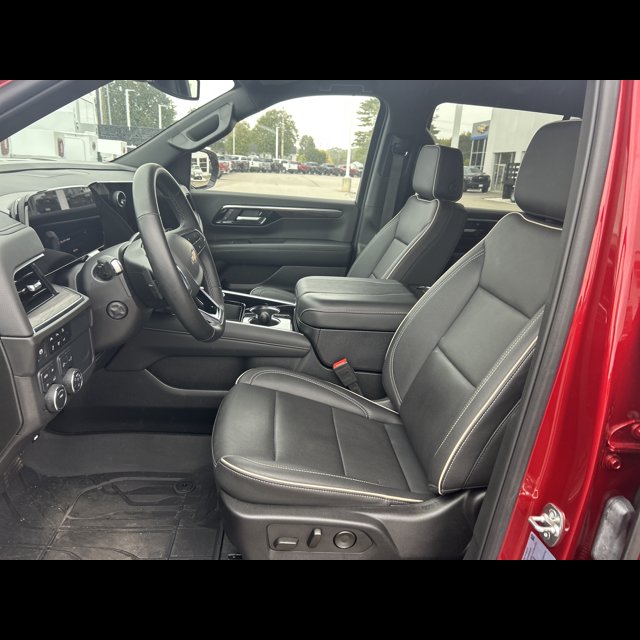 2025 Chevrolet Tahoe Premier thumbnail 9