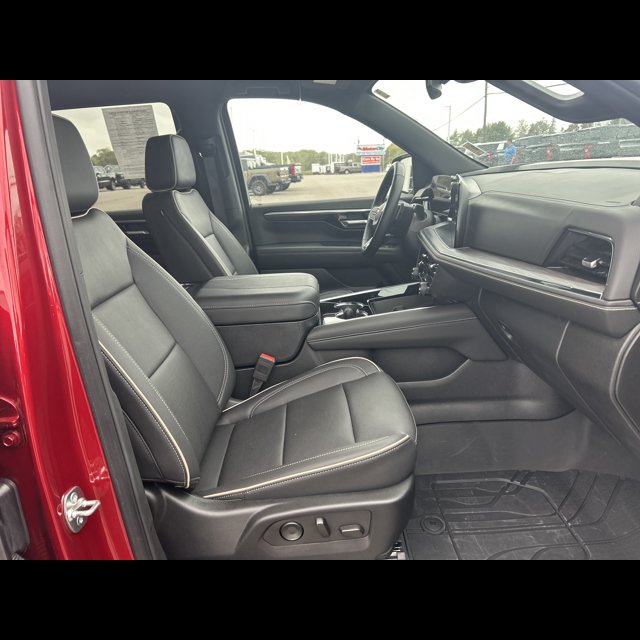 2025 Chevrolet Tahoe Premier thumbnail 10