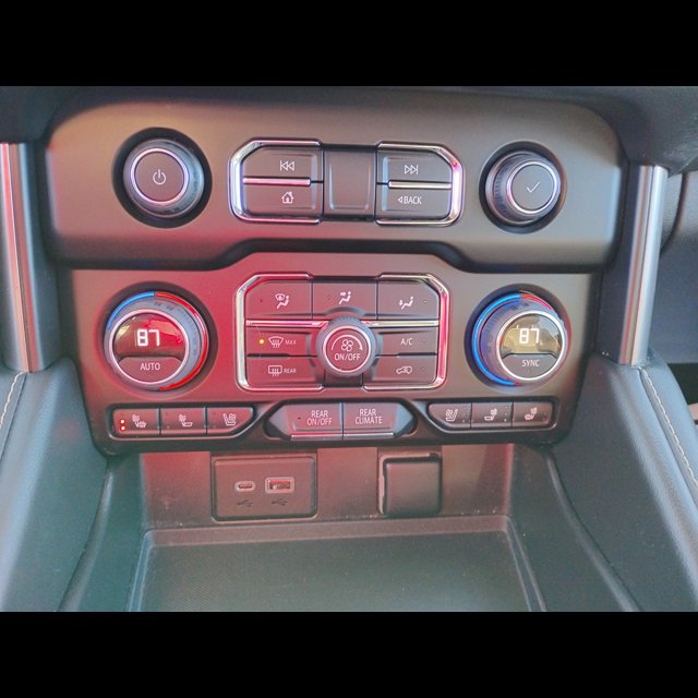 2022 Chevrolet Tahoe Premier thumbnail 15