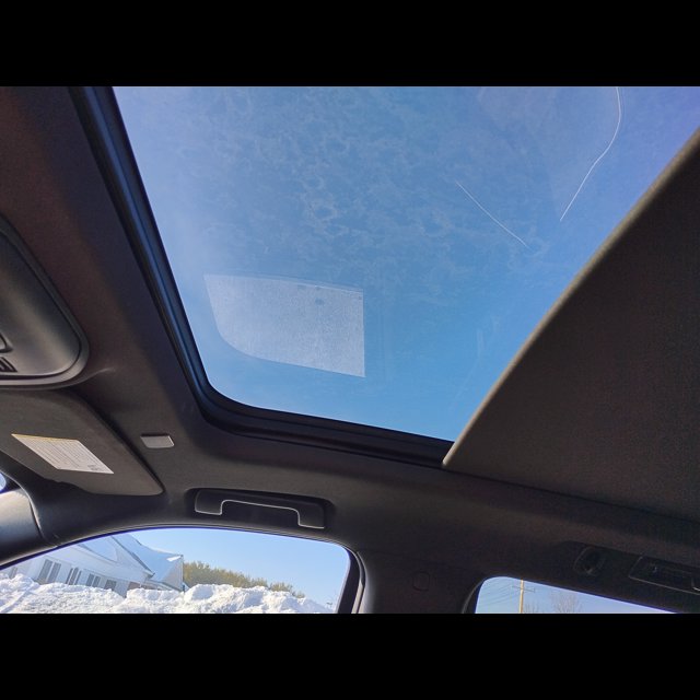 2022 Chevrolet Tahoe Premier thumbnail 16