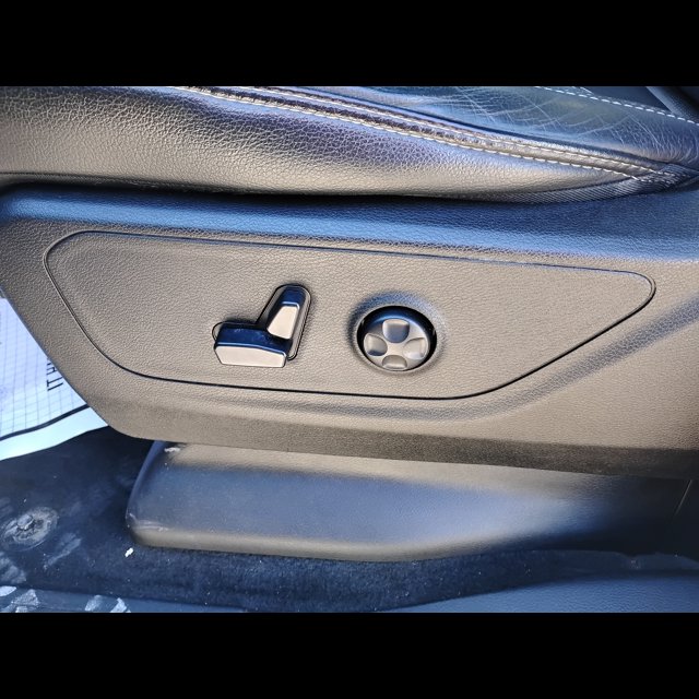 2021 Ram 1500 Rebel thumbnail 12