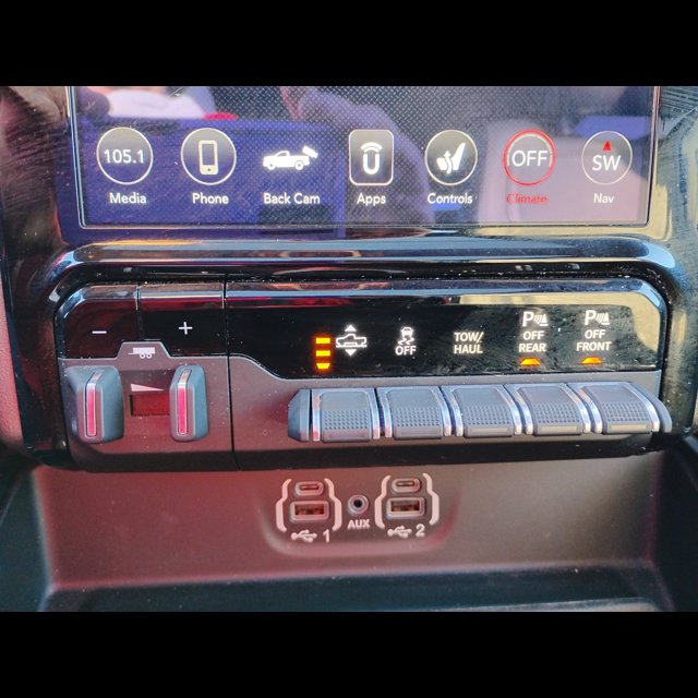 2021 Ram 1500 Rebel thumbnail 15
