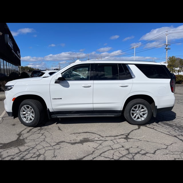 2023 Chevrolet Tahoe LT thumbnail 2