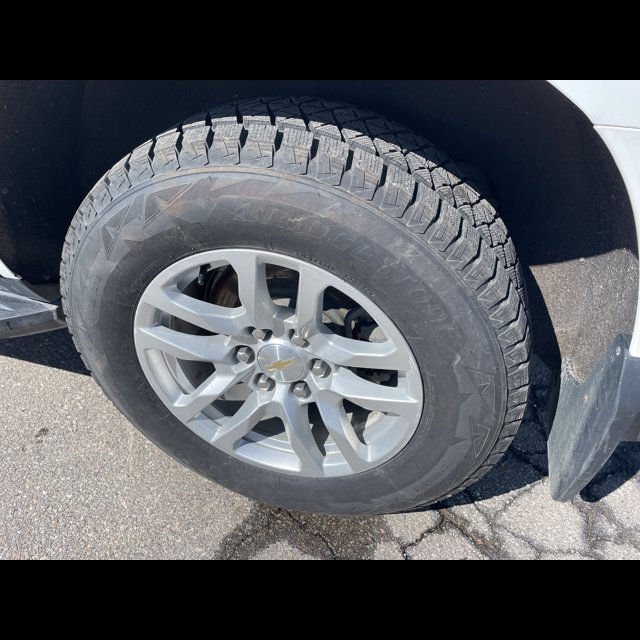 2023 Chevrolet Tahoe LT thumbnail 9