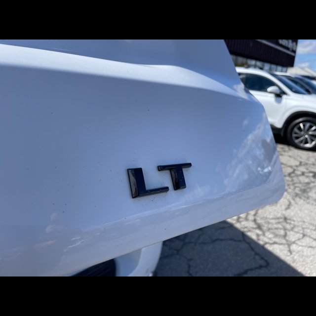 2023 Chevrolet Tahoe LT thumbnail 10