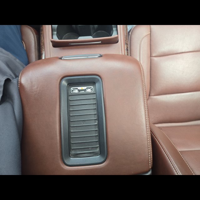 2019 Chevrolet Tahoe Premier thumbnail 20