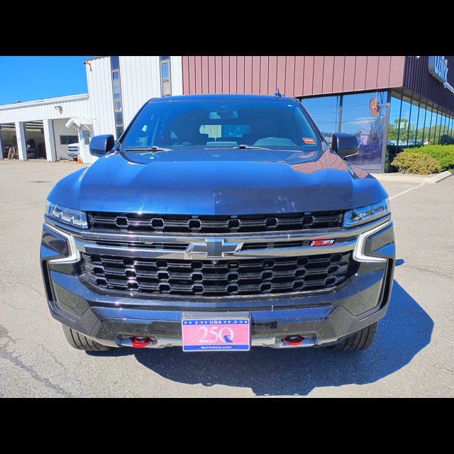 2022 Chevrolet Suburban Z71 thumbnail 2