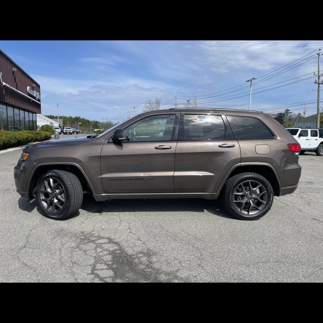 2021 Jeep Grand Cherokee 80th Anniversary thumbnail 2