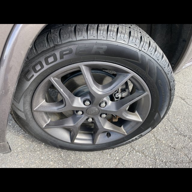 2021 Jeep Grand Cherokee 80th Anniversary thumbnail 9
