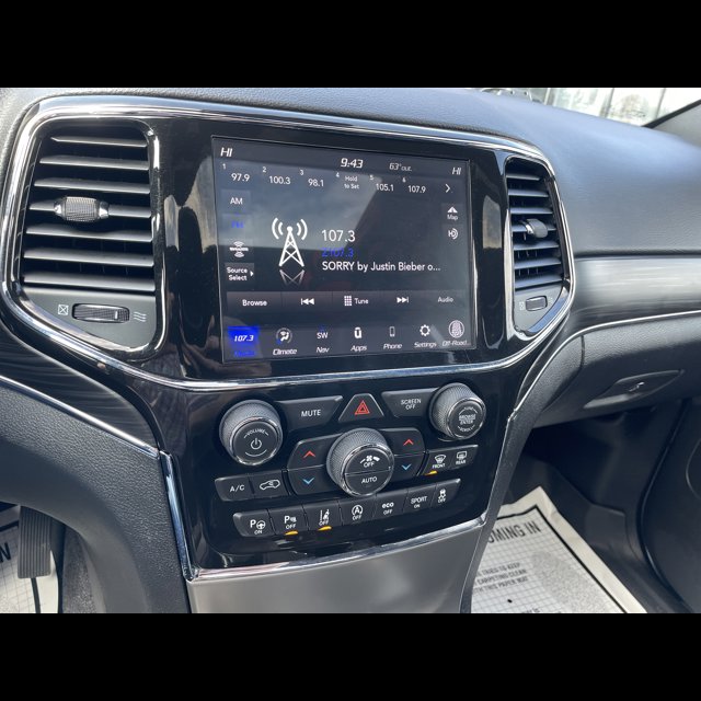 2021 Jeep Grand Cherokee 80th Anniversary thumbnail 18