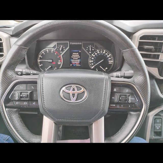 2024 Toyota Tundra 4WD SR5 thumbnail 9