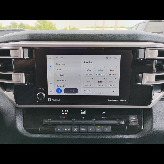 2024 Toyota Tundra 4WD SR5 thumbnail 10