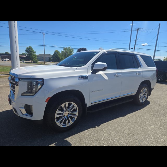 2022 GMC Yukon SLT thumbnail 2