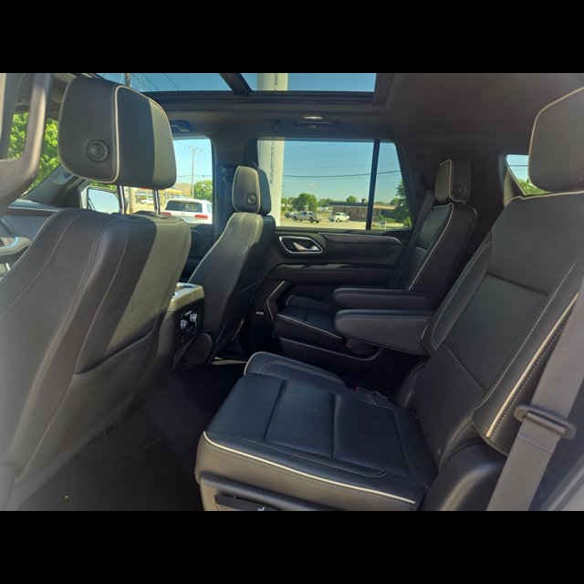 2022 GMC Yukon SLT thumbnail 9