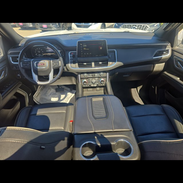 2022 GMC Yukon SLT thumbnail 11