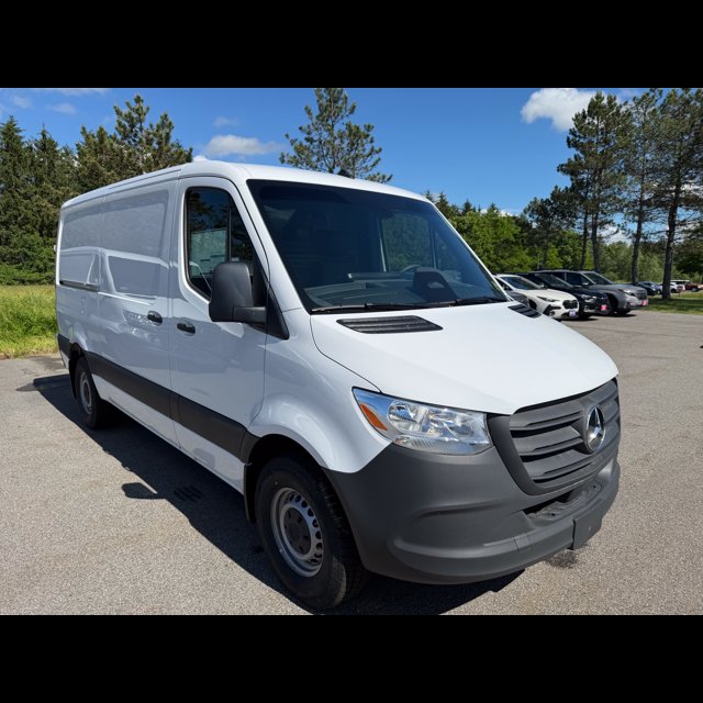 2026 Mercedes-Benz Sprinter Cargo Van Base thumbnail 2