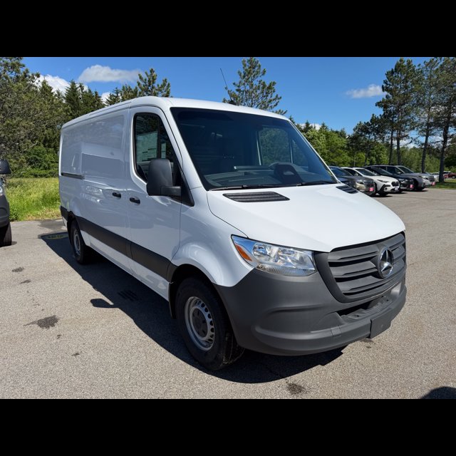 2026 Mercedes-Benz Sprinter Cargo Van Base thumbnail 2