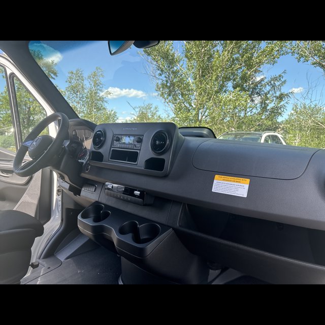 2026 Mercedes-Benz Sprinter Cargo Van Base thumbnail 11