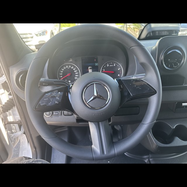 2026 Mercedes-Benz Sprinter Cargo Van Base thumbnail 13
