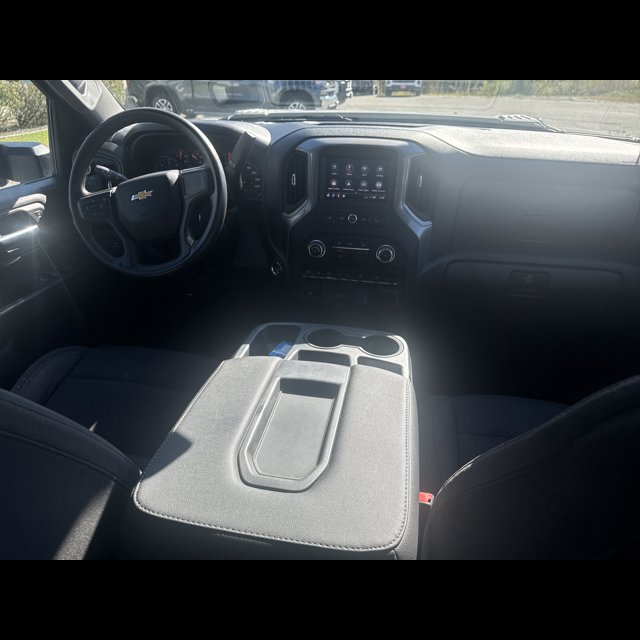 2024 Chevrolet Silverado 2500HD Custom thumbnail 10