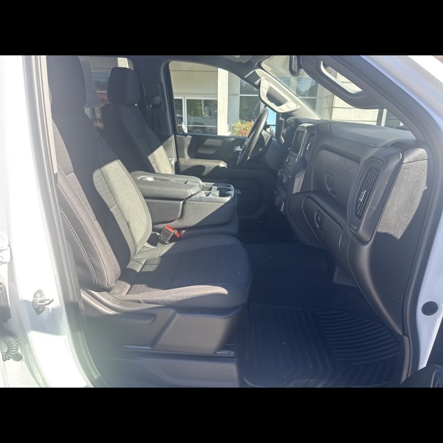 2024 Chevrolet Silverado 2500HD Custom thumbnail 14