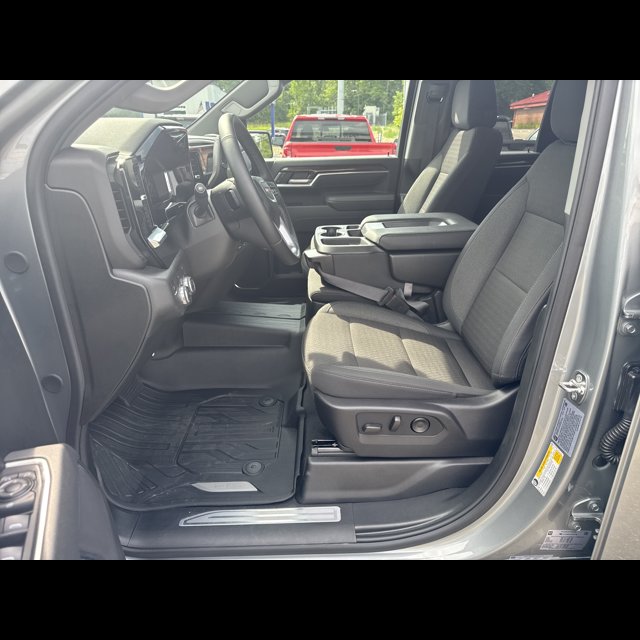 2026 GMC Sierra 2500HD SLE thumbnail 14